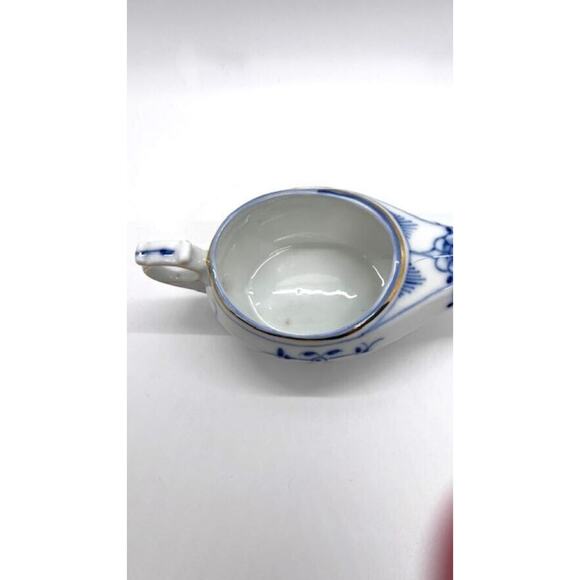 Vtg German Huttensteinach Blue Onion Invalid Person Feeder Porcelain Handmade - Picture 7 of 9
